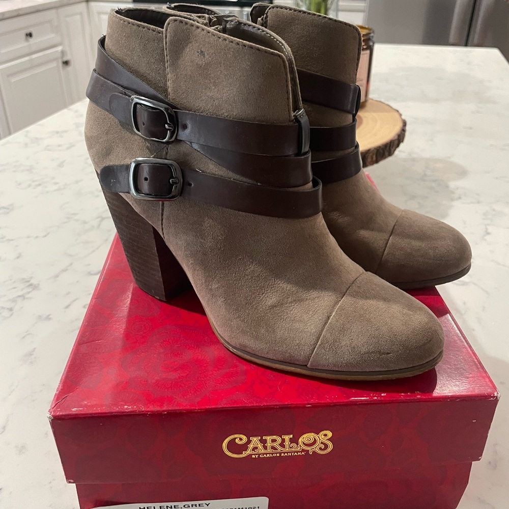 Carole’s Helene by Carlos Santana Size 7.5